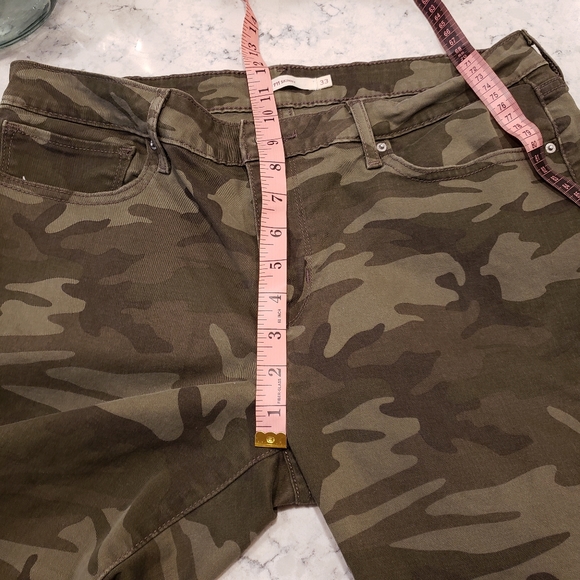Like New! LEVI'S 711 CAMO SKINNY ANKLE JEANS 33 - Picture 15 of 16